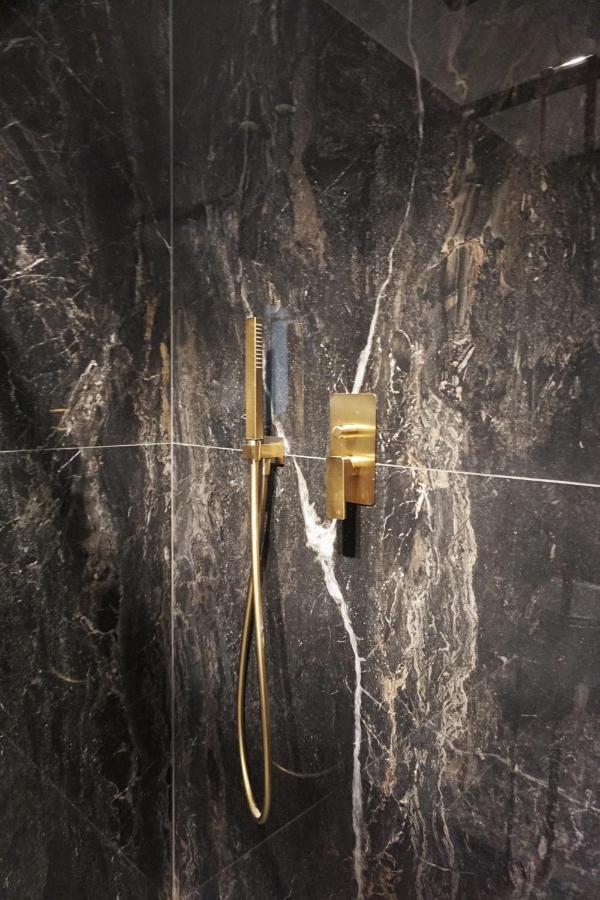 Yls Luxury Suites Milano Ngoại thất bức ảnh