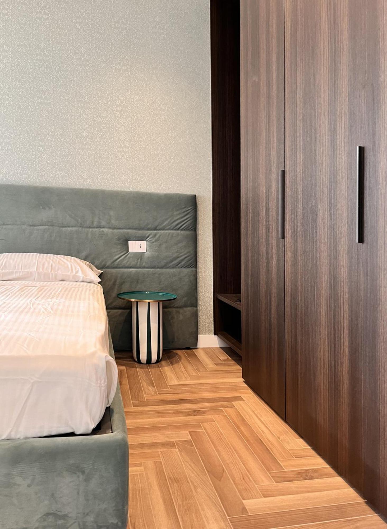 Yls Luxury Suites Milano Ngoại thất bức ảnh